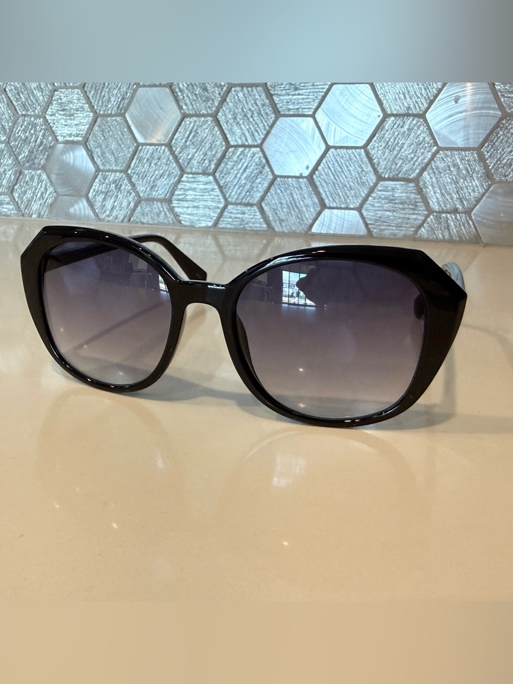 Black Women's Fashion Sunglasses - Pack of 3 - Picture 11 of 13